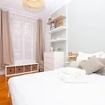 Wagram 17th Apartment *