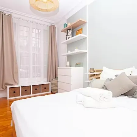 Wagram 17th Apartment *