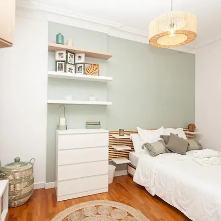 Apartment Wagram 17th Paris