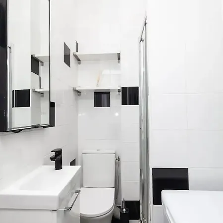 Wagram 17th Apartment *